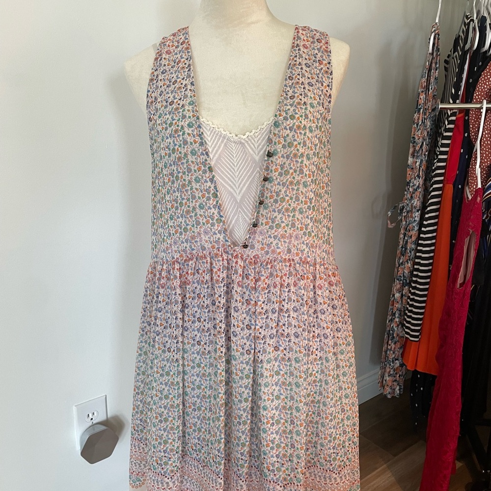 Adorable dress great for spring!